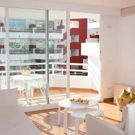 Apart-hotel Llobet 3*