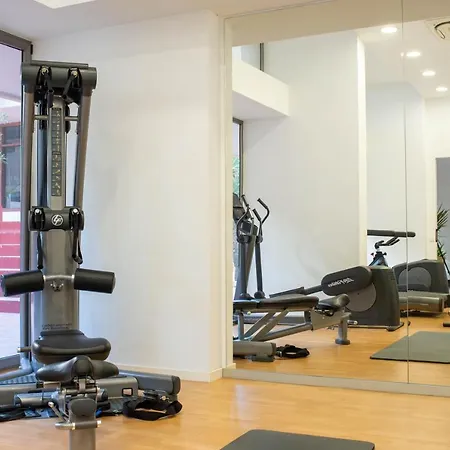 Apartahotel Llobet 3*
