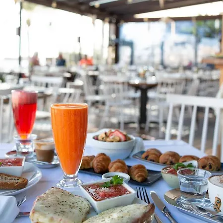 Llobet Apartahotel Ibiza