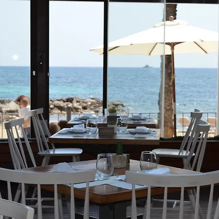 Apartahotel Llobet